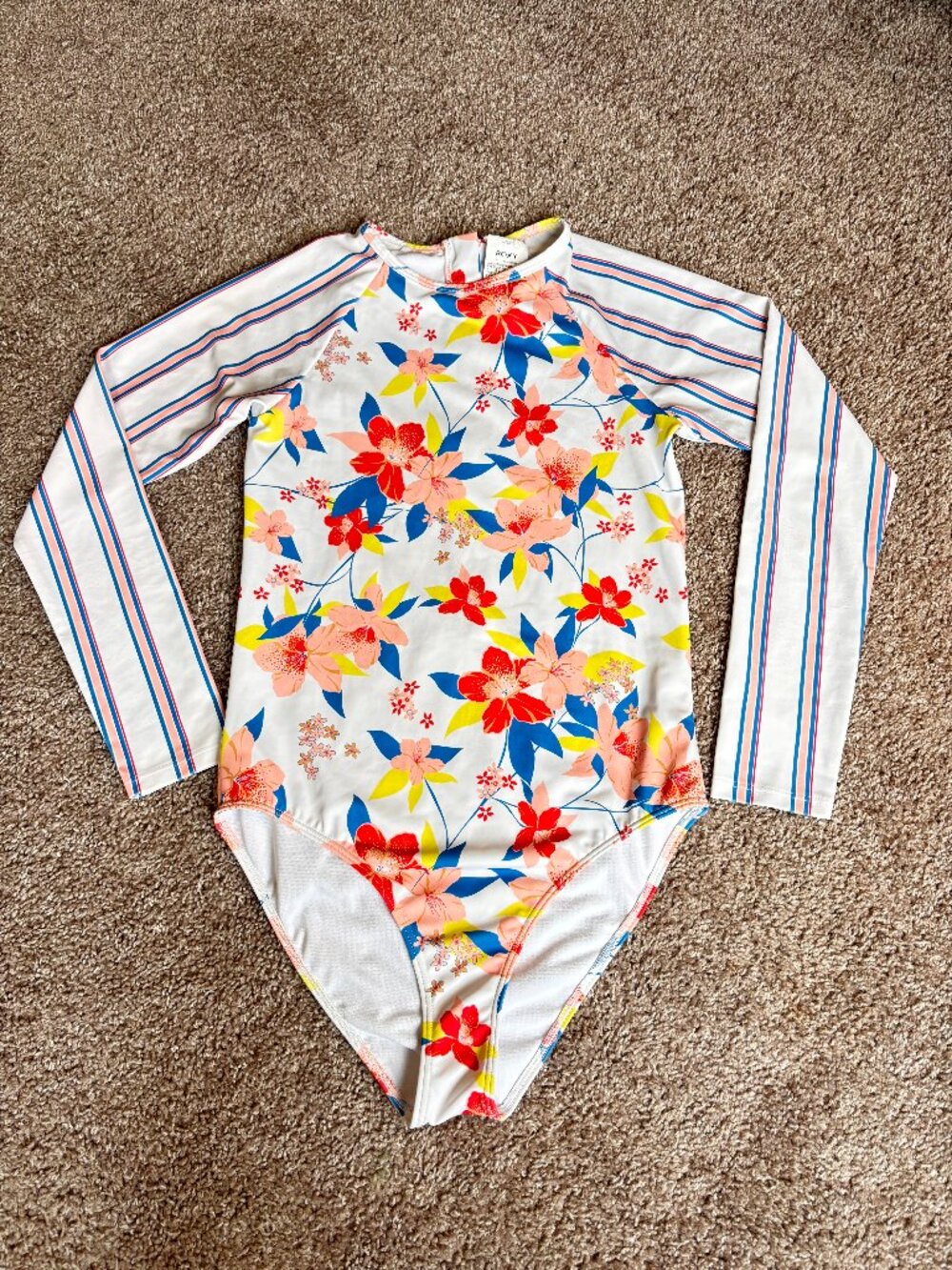 Roxy Long Sleeve Rashgaurd one-piece Swimsuit UPF 50 Youth Size 16/XXL